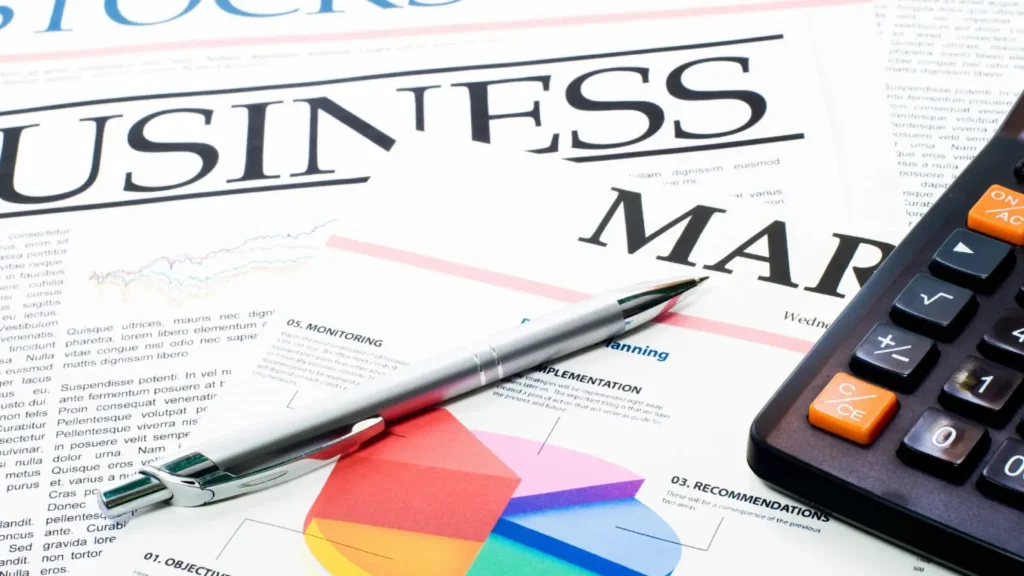 from-draft-to-perfection-essential-tips-for-perfecting-business-and-economics-reports-banner-image